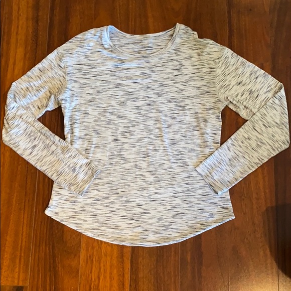 Lululemon Workout Top - Picture 2 of 6